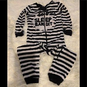 Like New! Gymboree Toddler Boy Footed Zip Pajamas